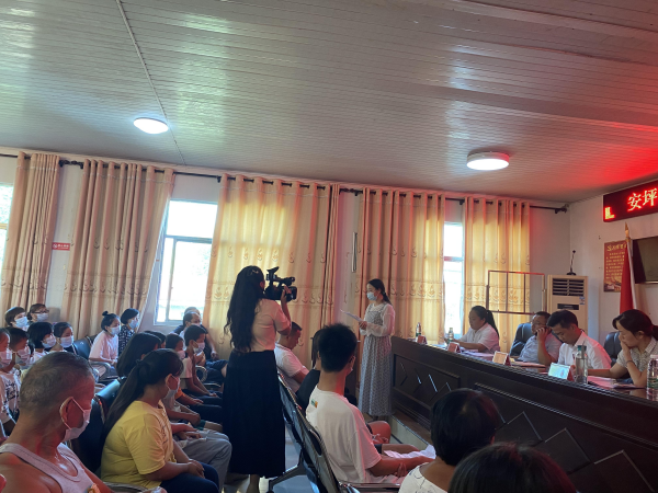 湖南蓝伯化工有限责任公司,优质活性石灰,电石,机制砂,砾石,湖南蓝伯化工有限责任公司 湖南蓝伯化工有限责任公司,优质活性石灰,电石,机制砂,砾石,湖南蓝伯化工有限责任公司