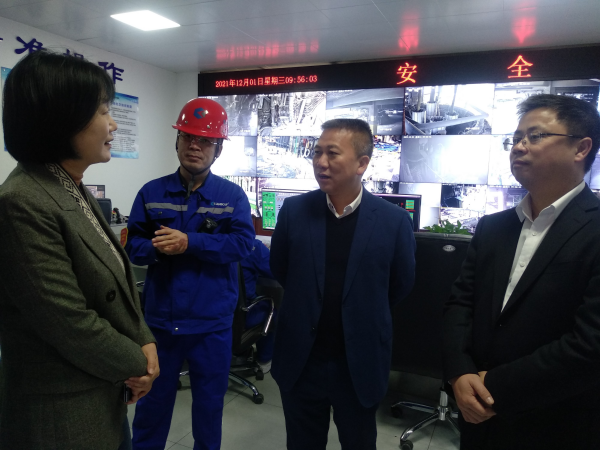 湖南蓝伯化工有限责任公司,优质活性石灰,电石,机制砂,砾石，湖南蓝伯化工有限责任公司