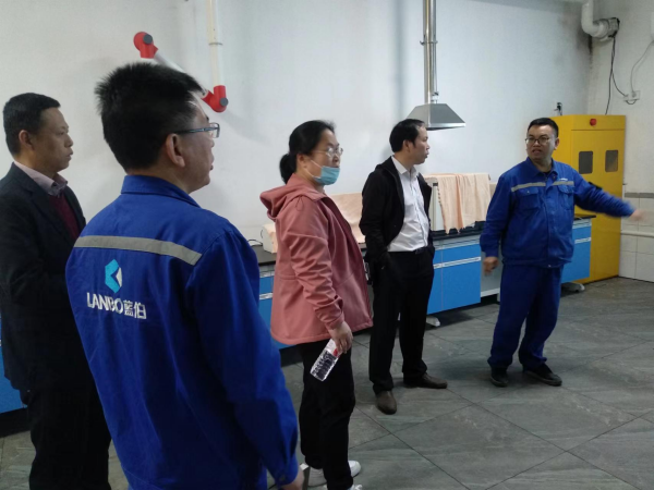 湖南蓝伯化工有限责任公司,优质活性石灰,电石,机制砂,湖南蓝伯化工有限责任公司