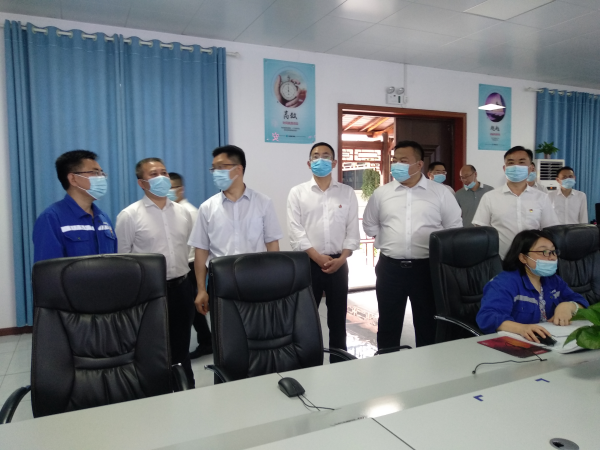 湖南蓝伯化工有限责任公司,优质活性石灰,电石,机制砂,湖南蓝伯化工有限责任公司