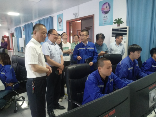 湖南蓝伯化工有限责任公司,优质活性石灰,电石,机制砂,湖南蓝伯化工有限责任公司 湖南蓝伯化工有限责任公司,优质活性石灰,电石,机制砂,湖南蓝伯化工有限责任公司